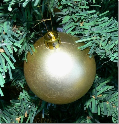 Bauble, Gold, Shiny, Flash, One, Spherical, Christmas Tree, Hanging, Plastic, Ten Random Facts, Val Laird