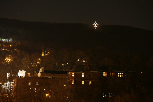 [Image: Star-of-Bethlehem.jpg]